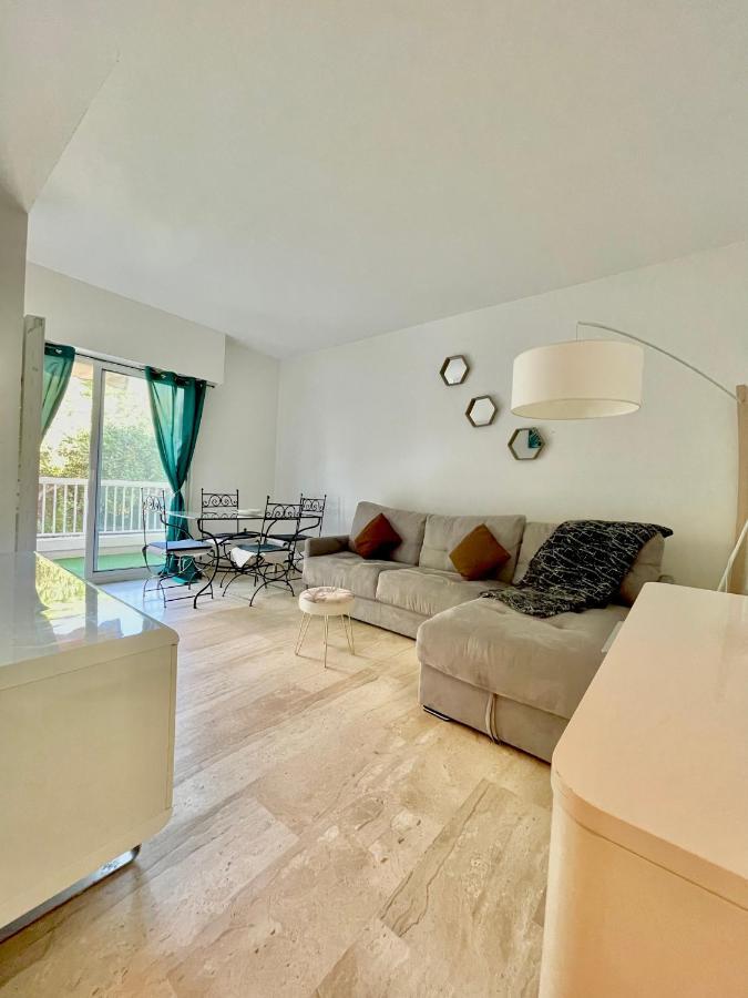 Residence Standing Riviera Golf Mandelieu Buitenkant foto